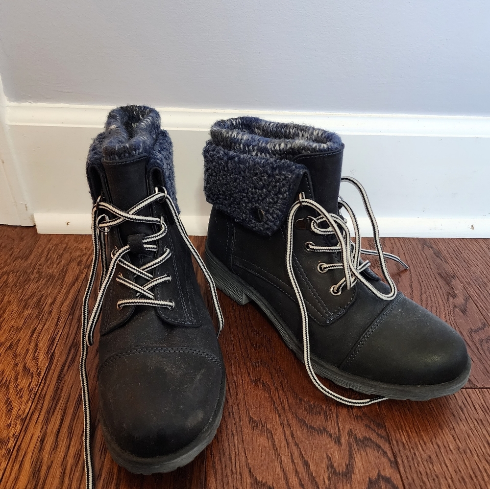White mountain boots